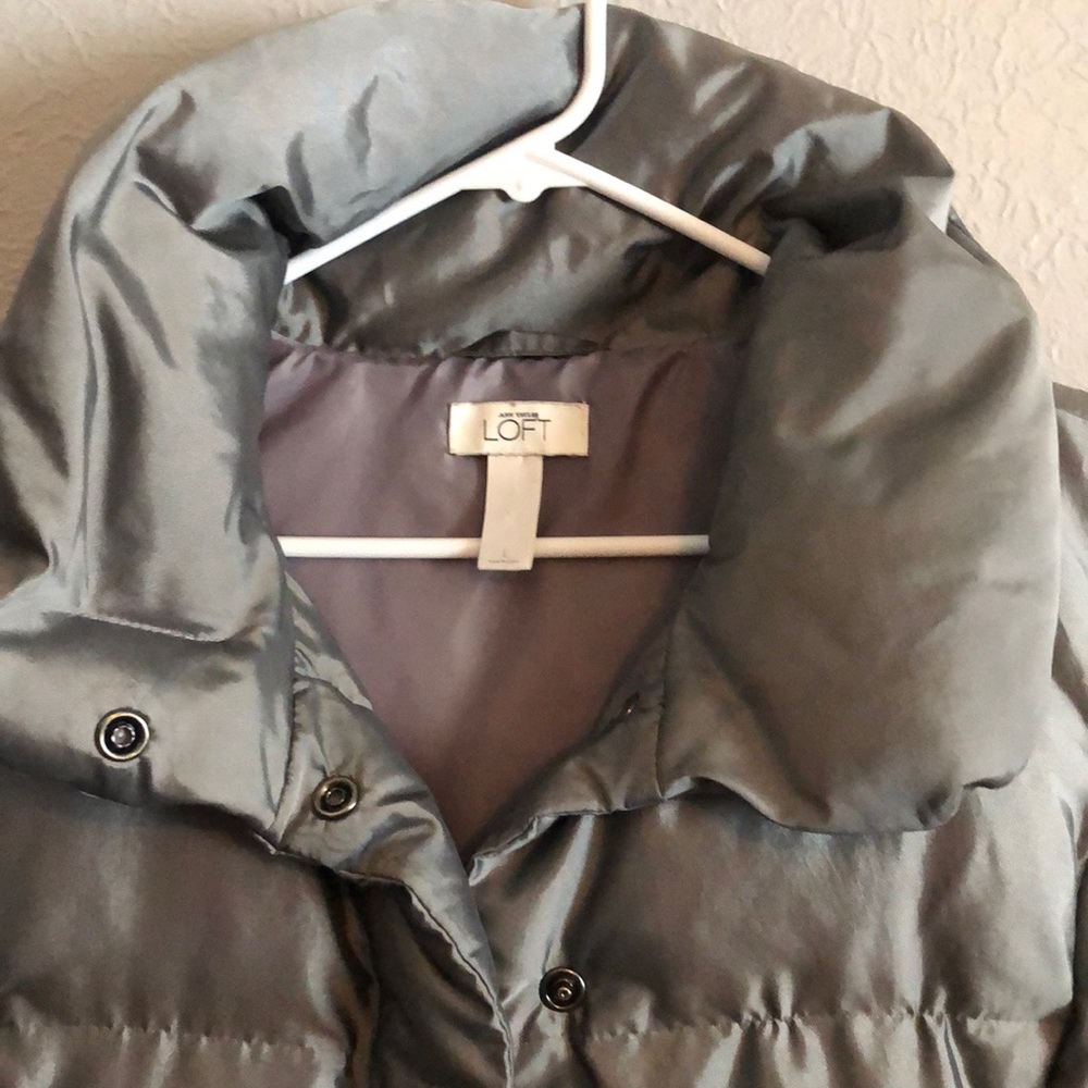 ANN TAYLOR Loft down and feather puffy vest